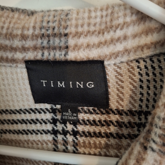 Timing Checkered Pattern Jacket - Picture 4 of 5